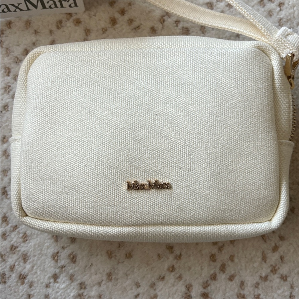 NWT Max Mara Leccio MM Beauty Case Cream Canvas Wristlet Clutch - Picture 3 of 11